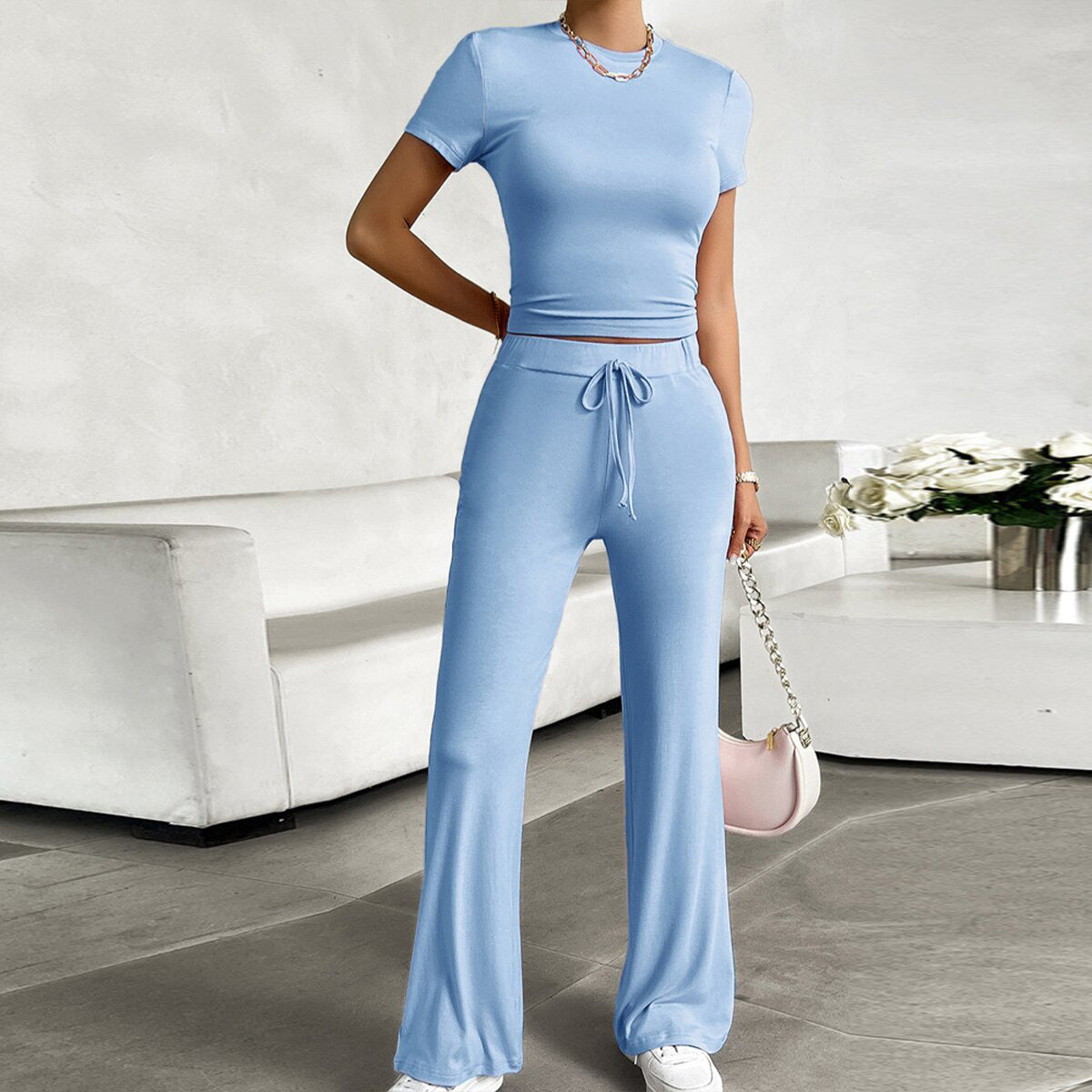 Casual and stylish sportswear two-piece set